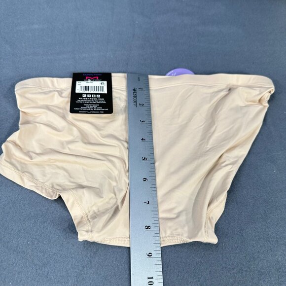 Maidenform Womens Size Medium 6 Panty Boyshort Barely There Beige New - Picture 9 of 9